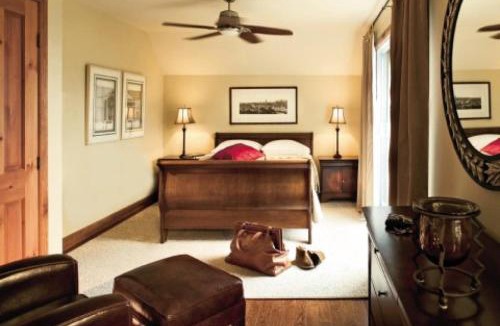Mont-Tremblant Village Hotel | Cap Tremblant Mountain Resort
