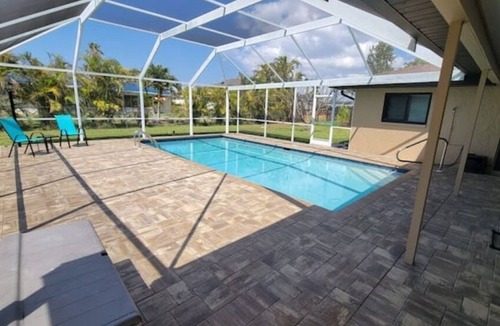 Caloosahatchee House | Cape Amazing Pool Retreat
