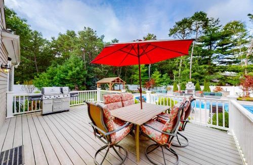 Mashpee Neck House | Cape Castle