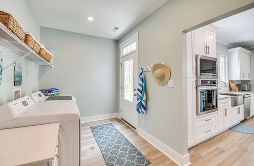 Bay Ridge House | Cape Charles Home: Private Pier & Beach-Front Deck