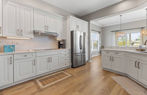 Cape Charles House | Cape Charles Newly Updated Family-friendly Beach House, 1 Block to Private Beach