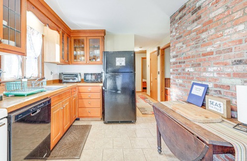 West Dennis Cottage | Cape Cod Cottage w/Private Dock on Bass River