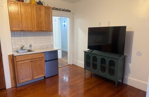 Hyannis House | Cape Cod Hyannis Rendezvous'