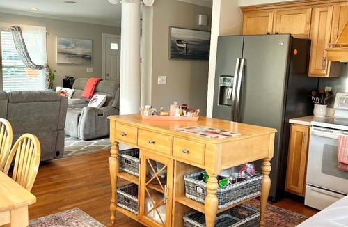 South Dennis House | Cape Cod's "Beach Rose"