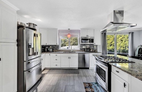 Centerville House | Cape Cod Vacation Haven w/Heated Pool RPAM017