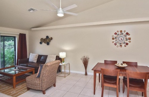 Pelican Apartment | Cape Comfort Suite