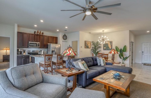 Trafalgar House | Cape Corals Paradise