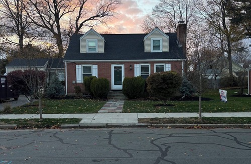 West Newton House | Cape Entire House