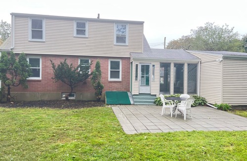 West Newton House | Cape Entire House