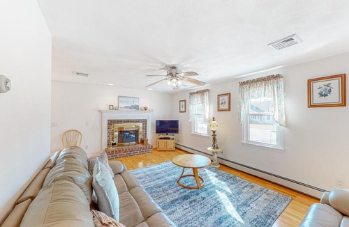 South Dennis House | Cape Estate 6