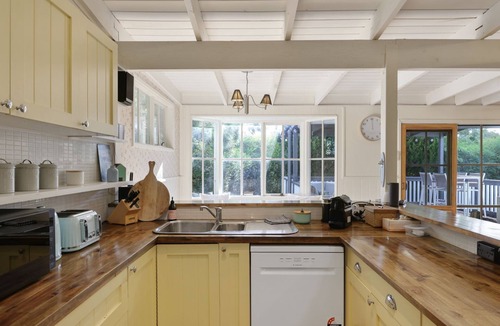 Cape Woolamai House | Cape Hays - sleeps 11