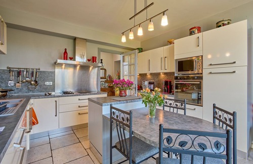 Thenac House | CAPE - maison avec piscine et jacuzzi