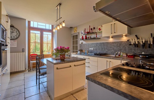 Thenac House | CAPE - maison avec piscine et jacuzzi