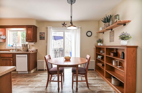 Cape Neddick House | Cape Neddick Coastal Hideaway – New England Charm! Walk to Beach