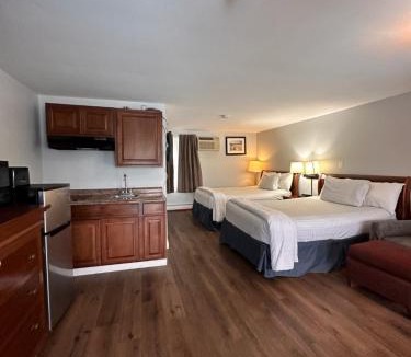 Bass River Hotel | Cape Shore Inn