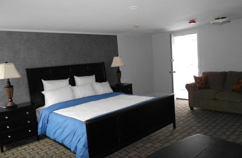 Bass River Hotel | Cape Shore Inn