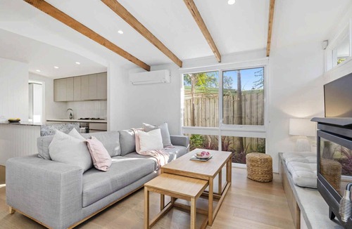 Capel Sound House | Capel Coastal Beauty