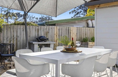 Capel Sound House | Capel Coastal Beauty