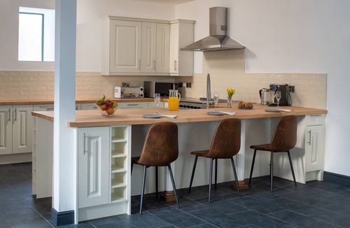 Rhiwbryfdir House | Capel Salem