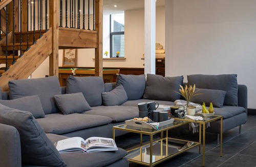 Rhiwbryfdir House | Capel Salem