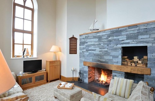 Edern House | Capel Tabernacl