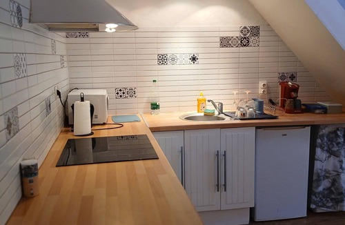 Savignac-les-Ormeaux Apartment | Capelets