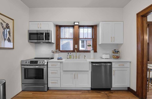St. Charles Historic District House | Caper on Kings