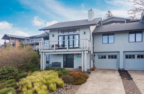 Pacific City House | Capeside Lookout