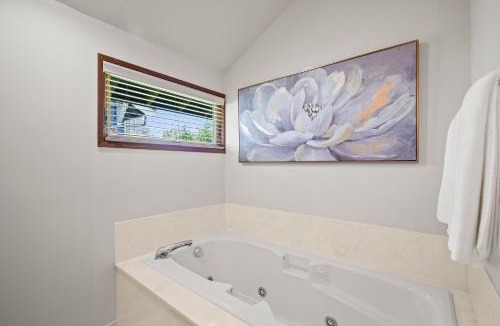 Capitol Hill Villa | CapHill Charm