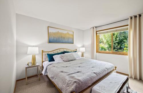 Capitol Hill Villa | CapHill Charm