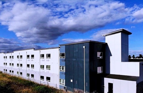 Salem Hotel | Capital Inn and Suites