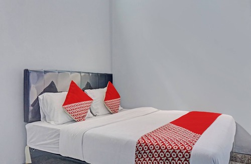 Citaringgul House | Capital O 92765 J&b Smart Sentul