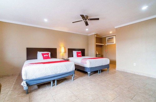 Beeville Hotel | Capital O Hotel Beeville - US 181