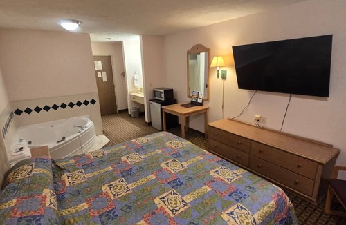 Purdum Hotel | Capital O Roadside Inn Thedford NE 2