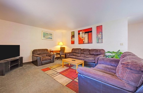 Stevenson Hotel | Capital O Stevenson Inn Riverside