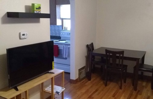 Cheyenne House | Capitol City Charmer! Comfy and Centrally Located.