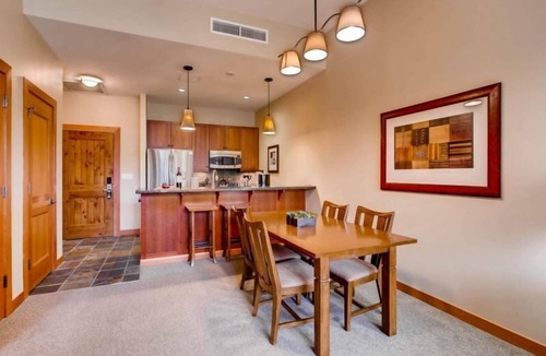 Snowmass Village Condo | Capitol Peak Lodge 3123