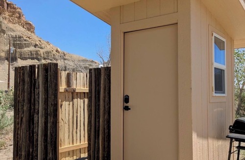 Wayne County House | Capitol Reef Dome | Willow