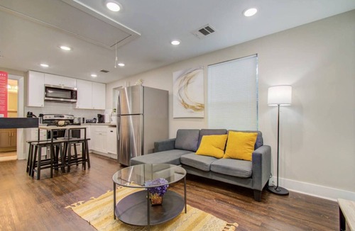Greater East End House | Capitol Resort 3 separate 2 BD/1BA houses