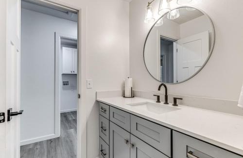 Central Oklahoma City Apartment | Capitol View Cottage Close to OU Health & Downtown