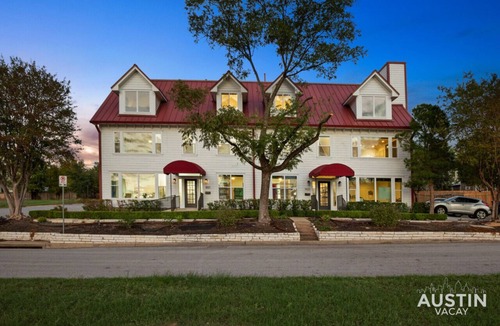 Swede Hill House | Capitol View DT w Elevator + Free Swim Club Access