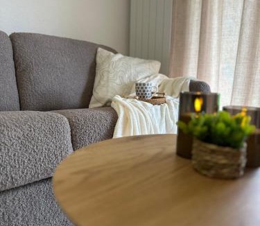 Einigen Apartment | CapoBnB 2min zum See, nahe Interlaken, Garten