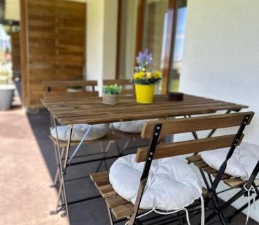 Einigen Apartment | CapoBnB 2min zum See, nahe Interlaken, Garten