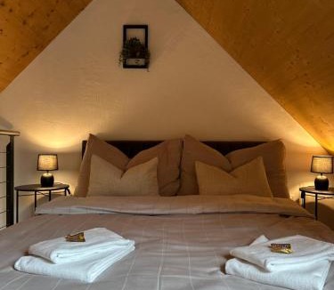 Zwieselberg Apartment | CapoBnB Bergpanorama, nahe Interlaken & Thuner See