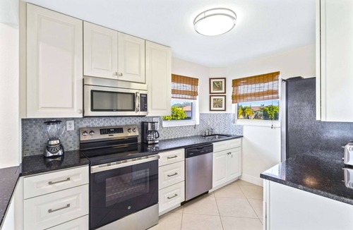 Lely Golf Estates Condo | Capri, Naples Getaway 2BR Condo w/Pool&Golf View