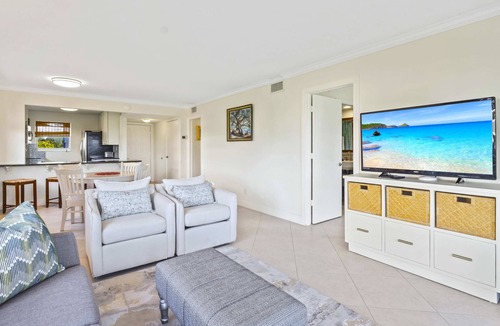 Lely Golf Estates Condo | Capri, Naples Getaway 2BR Condo w/Pool&Golf View