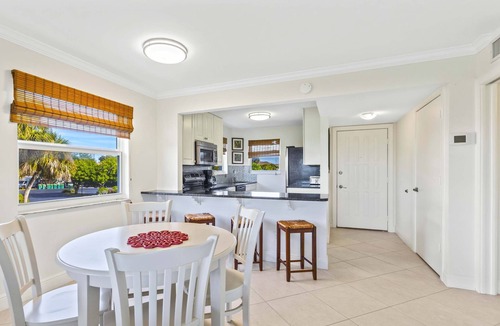 Lely Golf Estates Condo | Capri, Naples Getaway 2BR Condo w/Pool&Golf View