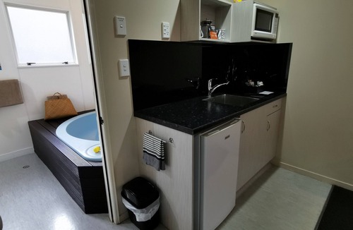 Fenton Street Hotel | Capri on Fenton