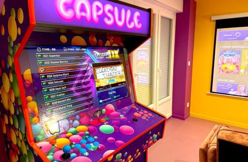 Maubeuge Apartment | Capsule Bubble Jacuzzi Sauna Switch 2