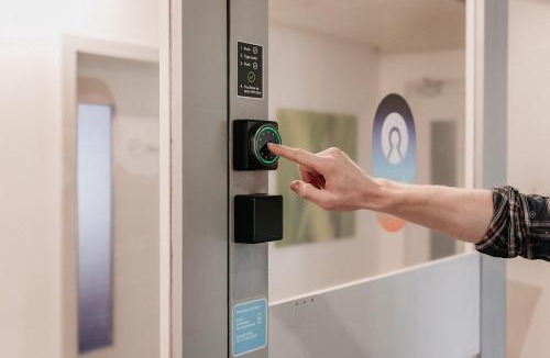 Lucerne Hotel | Capsule Hotel - Lucerne TheLAB